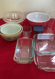 Vintage And New Pyrex kitchen ware. - thumbnail 1 of 5