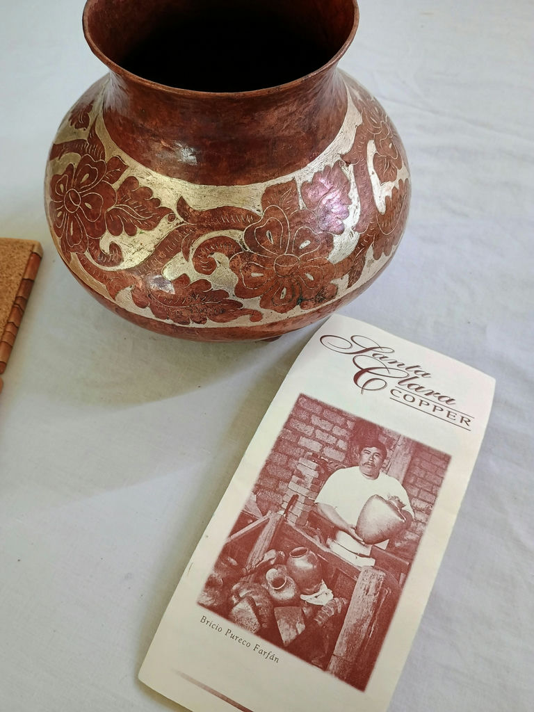 Decorative Copper Vase with Four Wooden Coasters - image 6 of 8