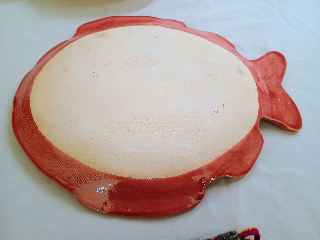 Fish-Themed Serving Dishes, Salad Server Set, and Knitted Oven Mitt - image 5 of 11