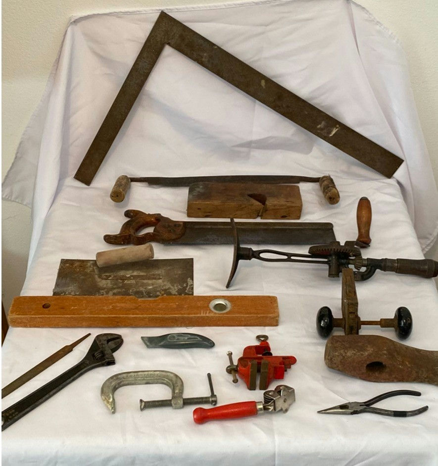 VintageTools - image 1 of 5