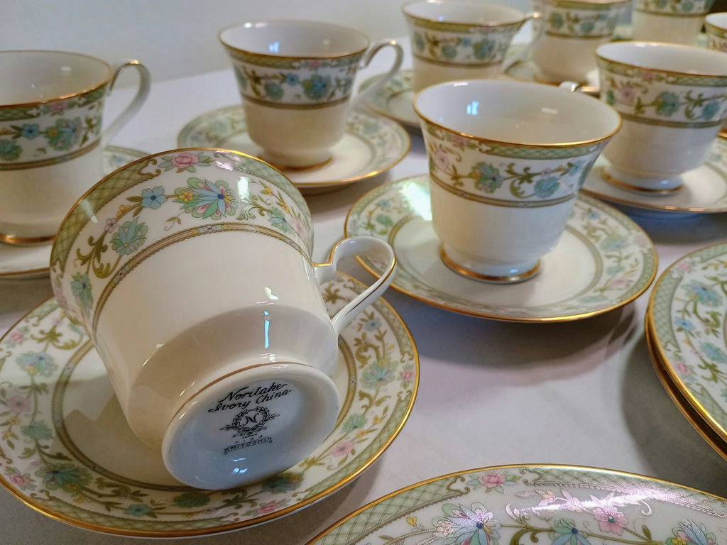Noritake Ivory China Miyoshi Tea Cups, Saucers, and Plates Set - image 3 of 4