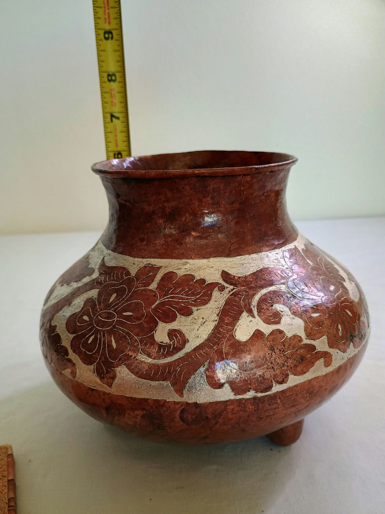 Decorative Copper Vase with Four Wooden Coasters - image 8 of 8