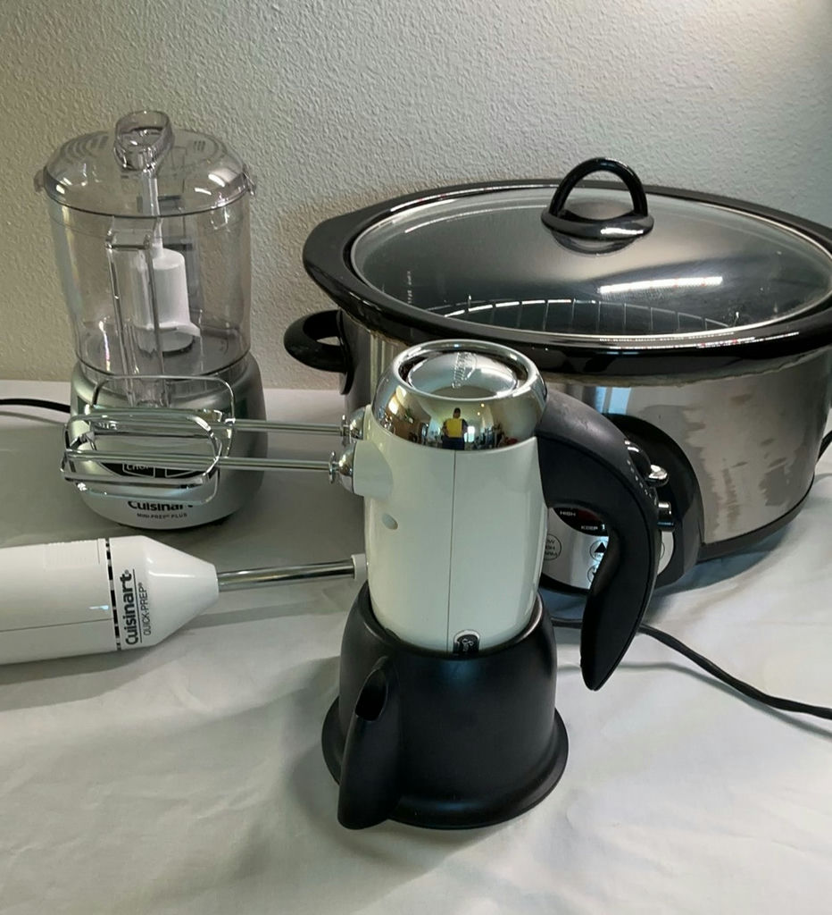 Crock-Pot slow cooker, blender, immersion blender, and hand mixer set - image 1 of 10