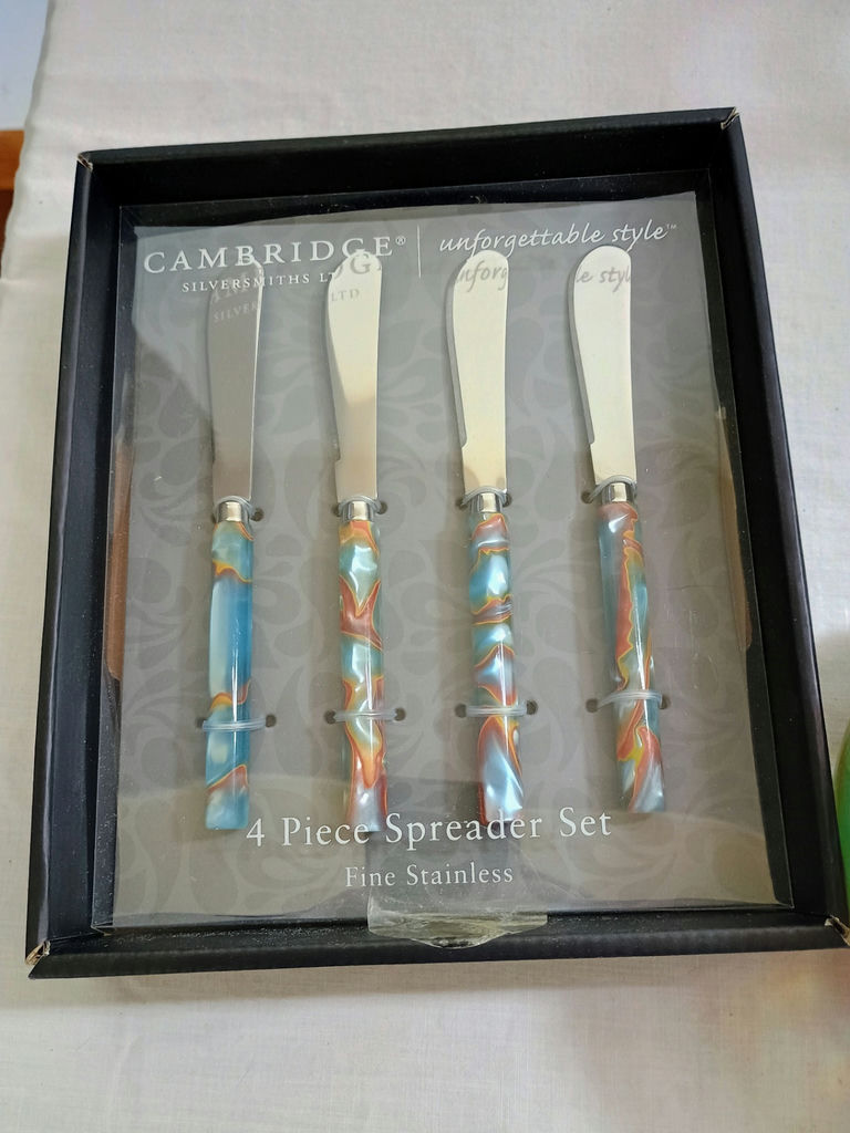 Stone, glass and ceramic decorative items - image 12 of 12