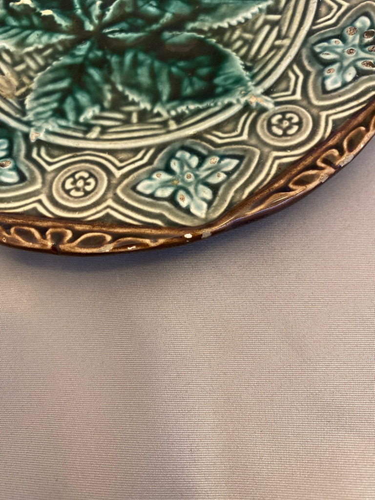 Pair Majolica Plates 1 Marked Faiancas Belo - image 7 of 9