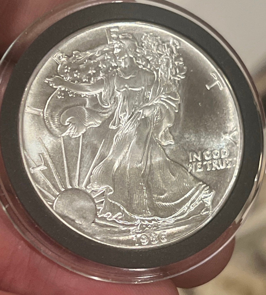 1986 Walking Liberty Sterling Us Silver Dollar BU Coin - image 2 of 2