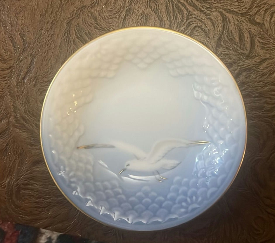 Bing and Grondahl Seagull Pattern Gold Rimmed Mini Plate - image 2 of 3