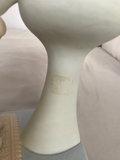 Lladro Clean Up Time Bisque Figurine 1973-1993 - thumbnail 2 of 6