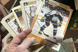1998 Pinnacle Oversize Beehive, Hockey Cards, Two Autographs - thumbnail 1 of 11