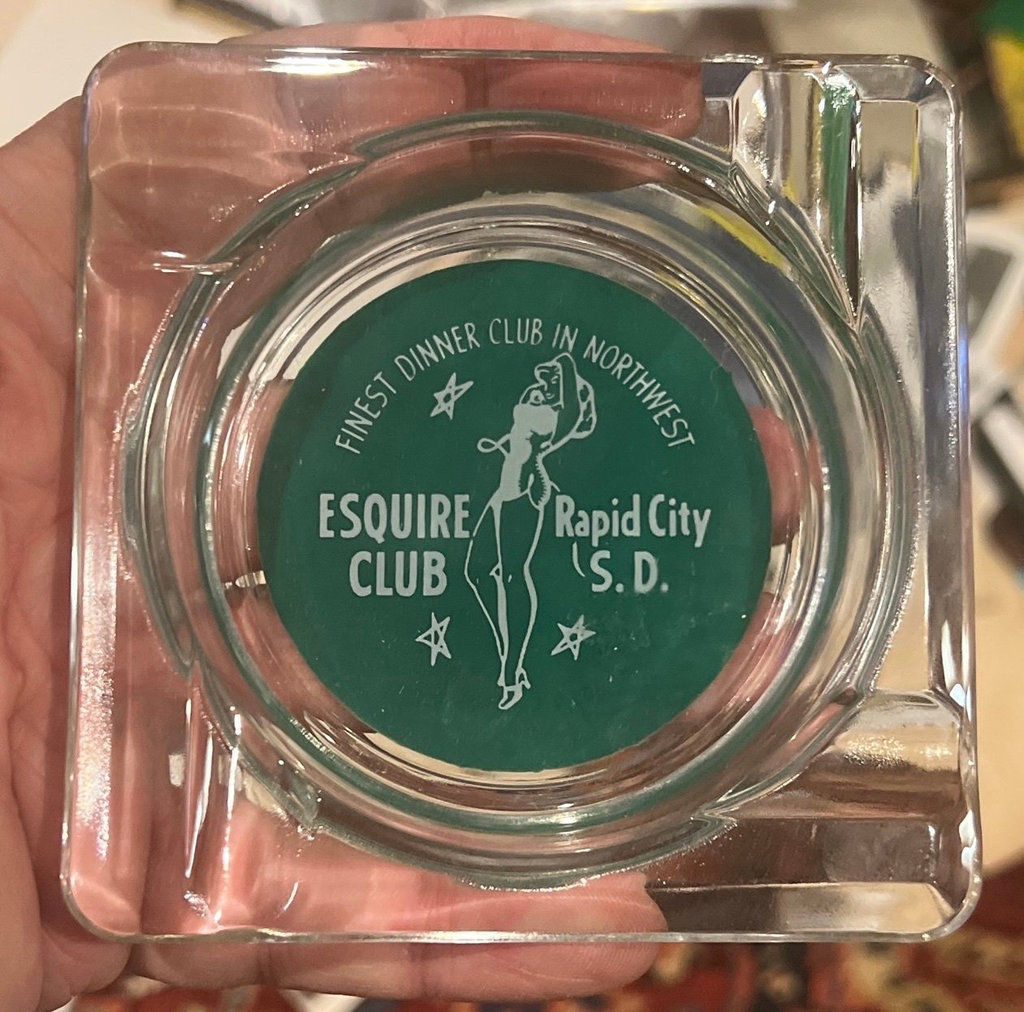 3 casino and gentlemen’s club Painted Glass ashtrays 1950s Like New - image 4 of 4