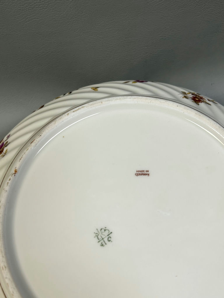 Casserole, Soup Tureen and Serving Bowl - image 9 of 17