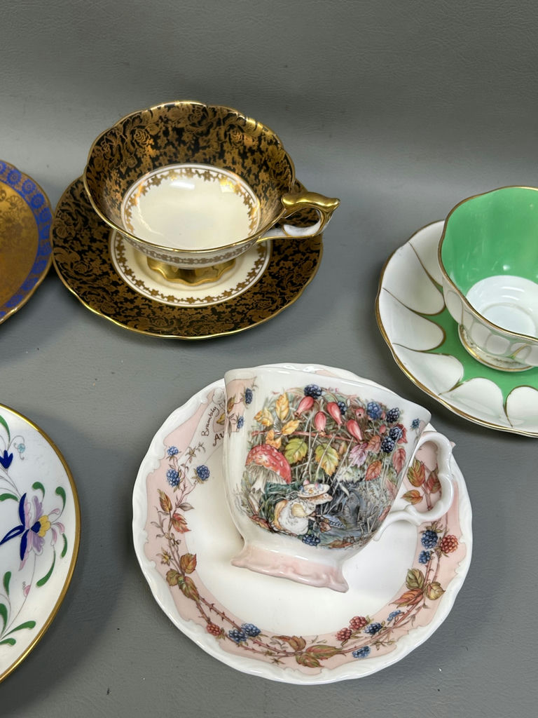Biscuit Jar, Cups and Saucers  - image 5 of 18