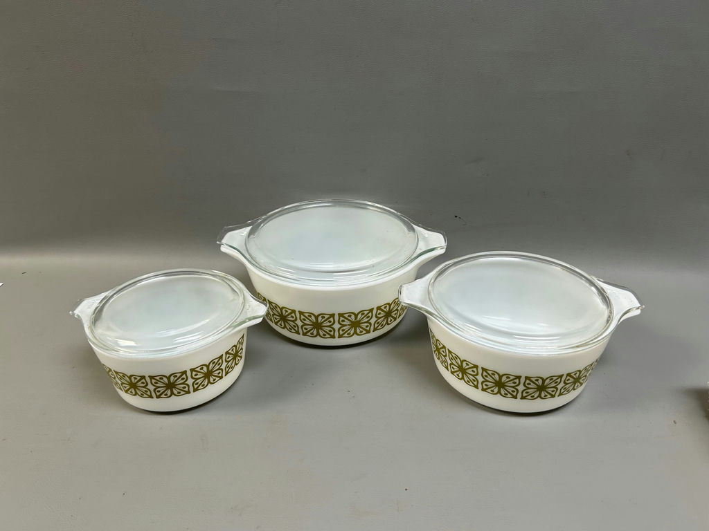 Pyrex Bowls, Ansley Mugs and Bells - image 2 of 18