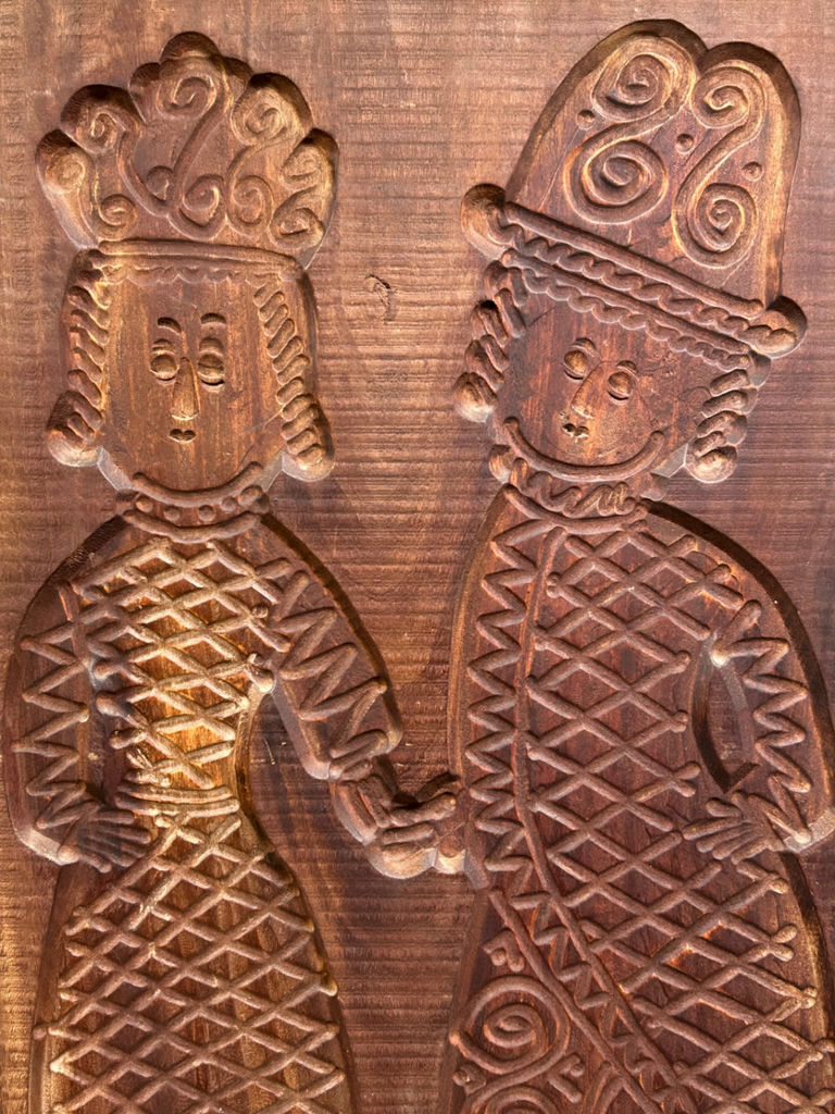 Antique Dutch Folk Art Large Carved Wooden Mold - image 3 of 6
