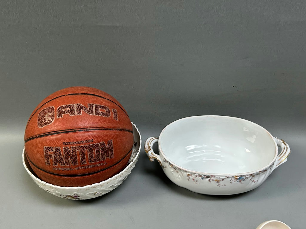 Casserole, Soup Tureen and Serving Bowl - image 2 of 17