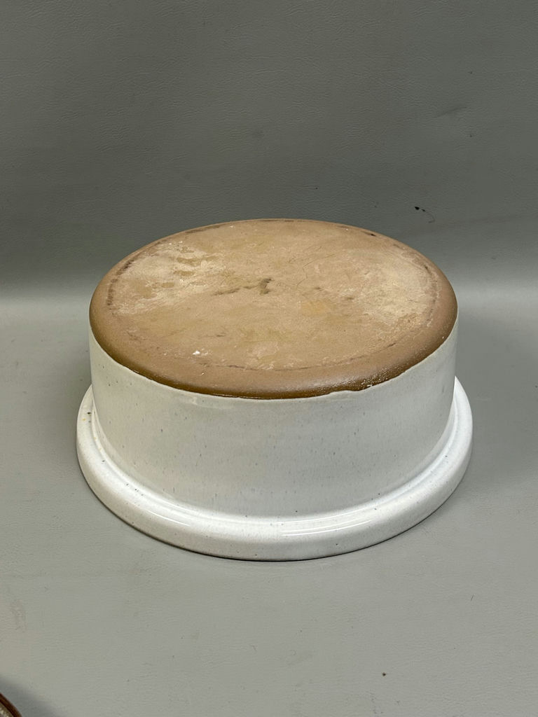 Signed Peter Pots Casserole Narragansett Towers - image 3 of 8