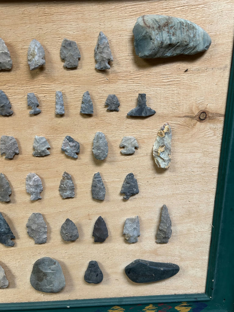 Native American Arrowheads  - image 8 of 8
