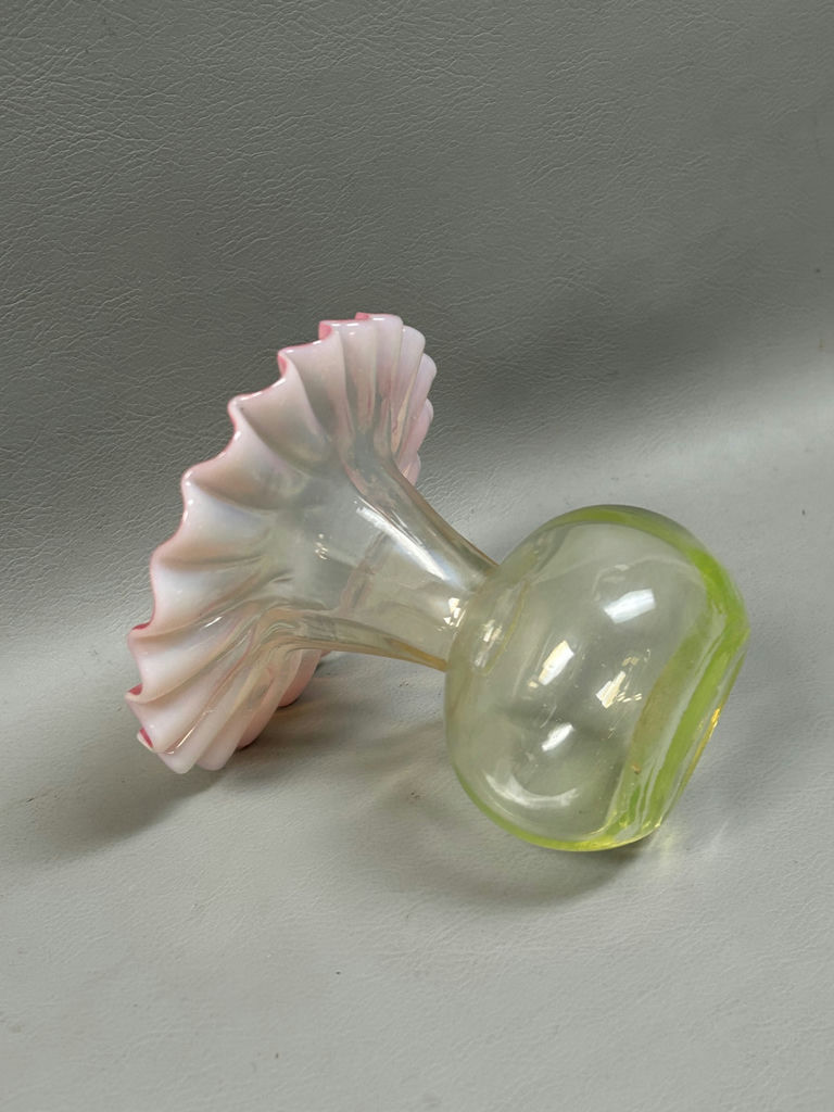 Vintage Hand-Blown Ruffled Uranium Art Glass Vase  - image 4 of 6
