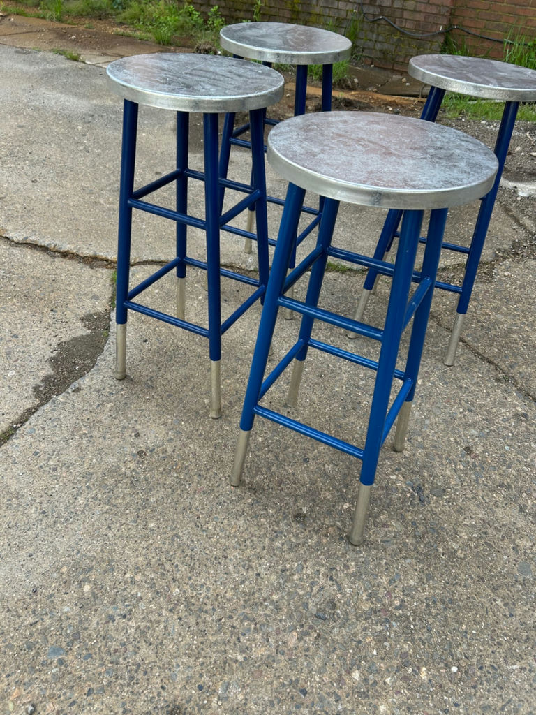  Safavieh Blue-Silver Metal Counter/Bar Stools 4 - image 5 of 8