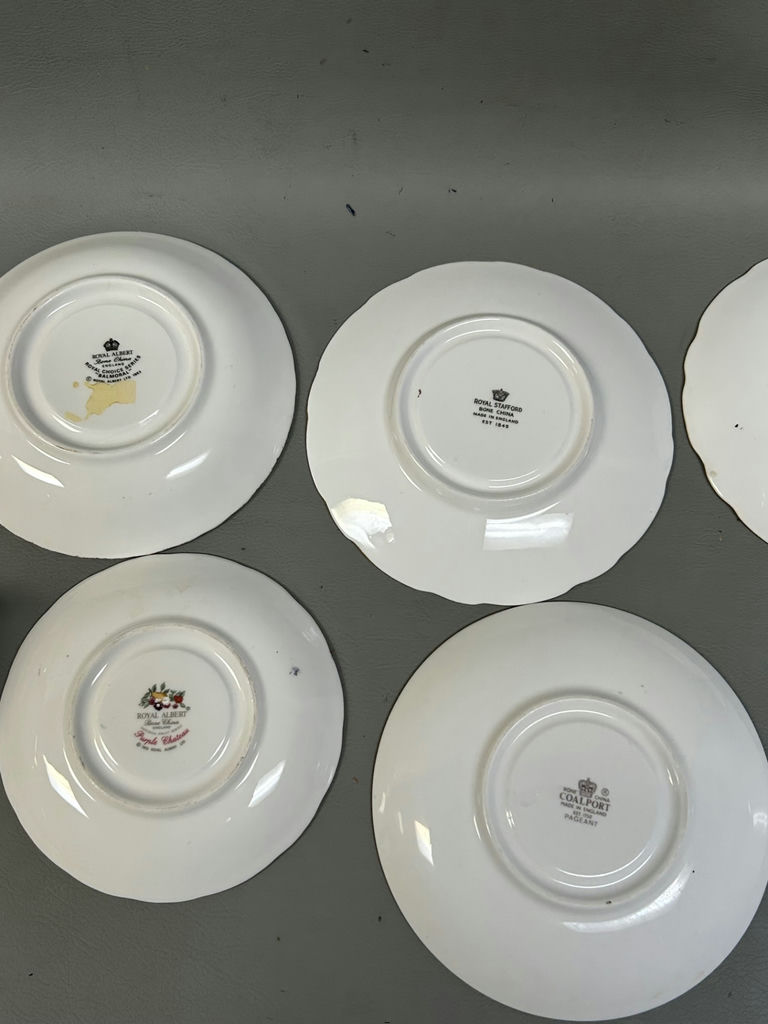 Biscuit Jar, Cups and Saucers - image 10 of 18