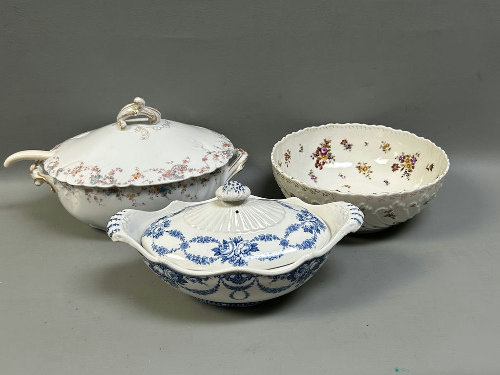 Casserole, Soup Tureen and Serving Bowl  - image 1 of 17