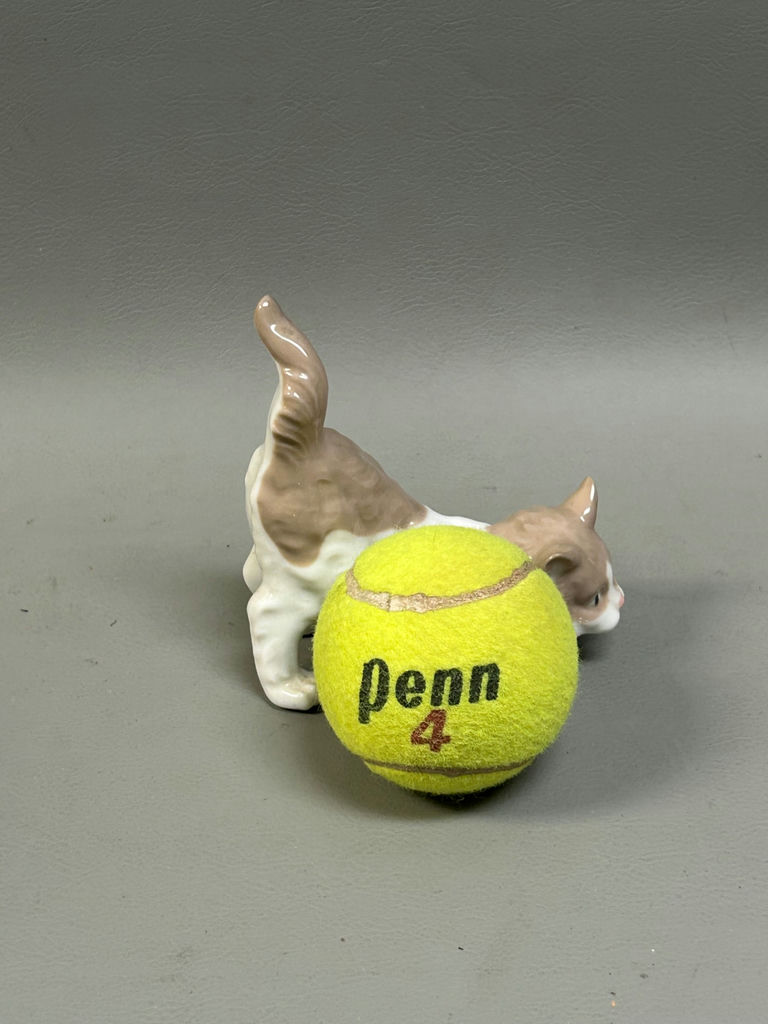 Lladro Cat Figurine Made in Spain   - image 7 of 7