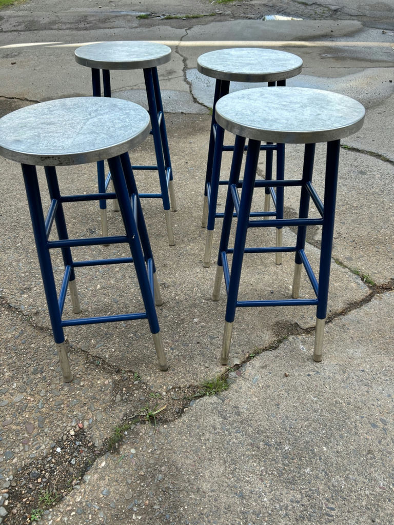 Safavieh Blue-Silver Metal Counter/Bar Stools 4 - image 7 of 8