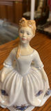 Royal Doulton HN3483 Moonlight Rose - thumbnail 4 of 4