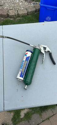 Grease Gun And Grease - Image 1 of 3