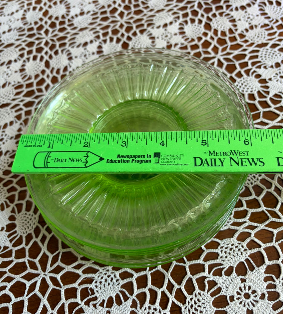6 Vintage Uranium Glass Dessert Plates - image 2 of 3