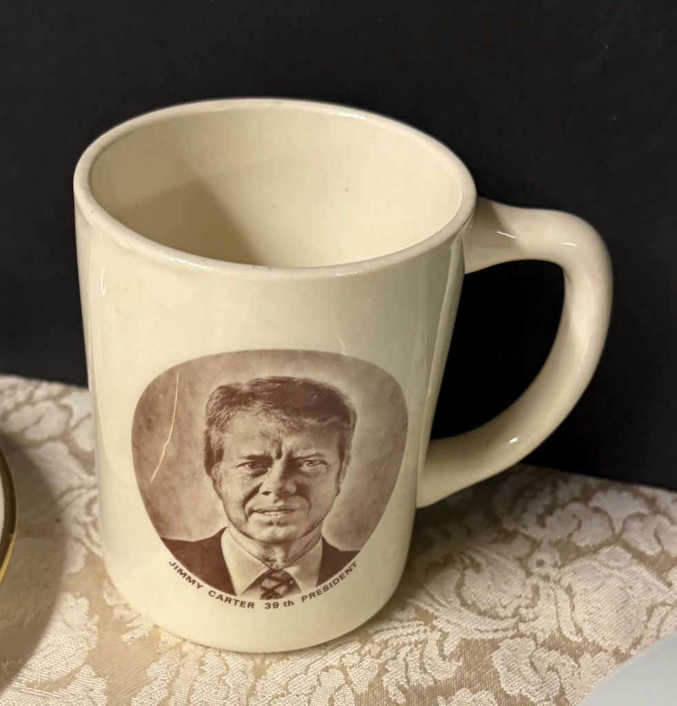 Historical and Patriotic Decorative Plates and Mug - image 6 of 9