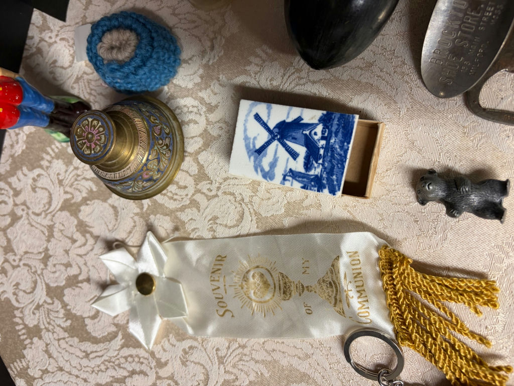Vintage Lot of Smalls… can openers etc - image 6 of 6