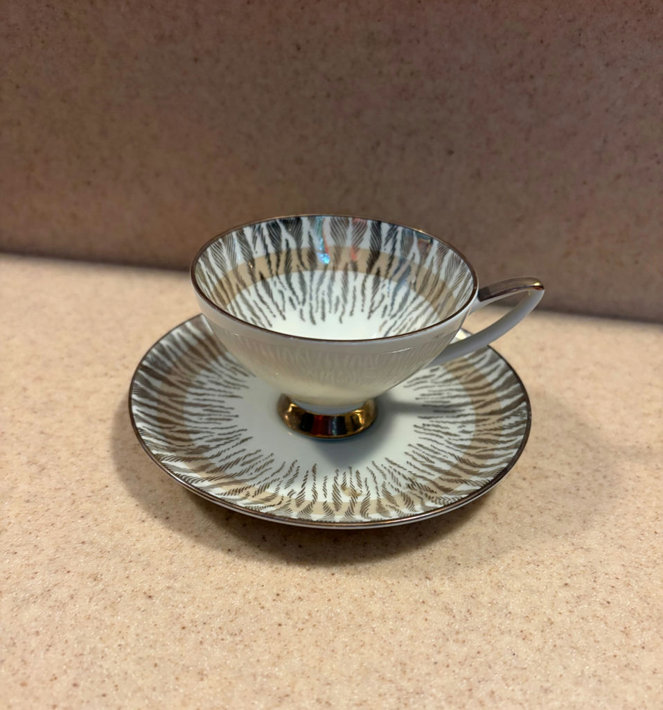 6 Vintage Demitasse Cups and Saucers - image 4 of 9