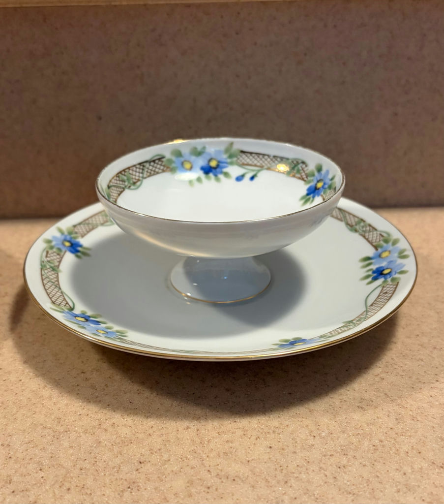 6 Vintage Nippon Soup Bowls with Bottoms - image 5 of 5