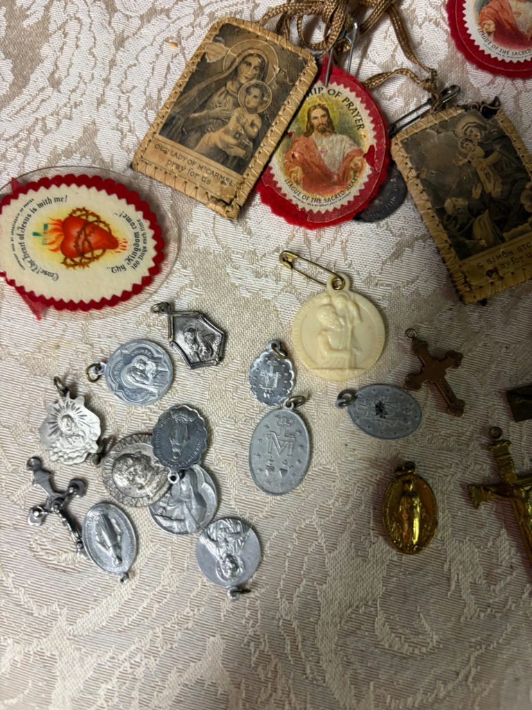 Vintage Religious Lot - image 3 of 4