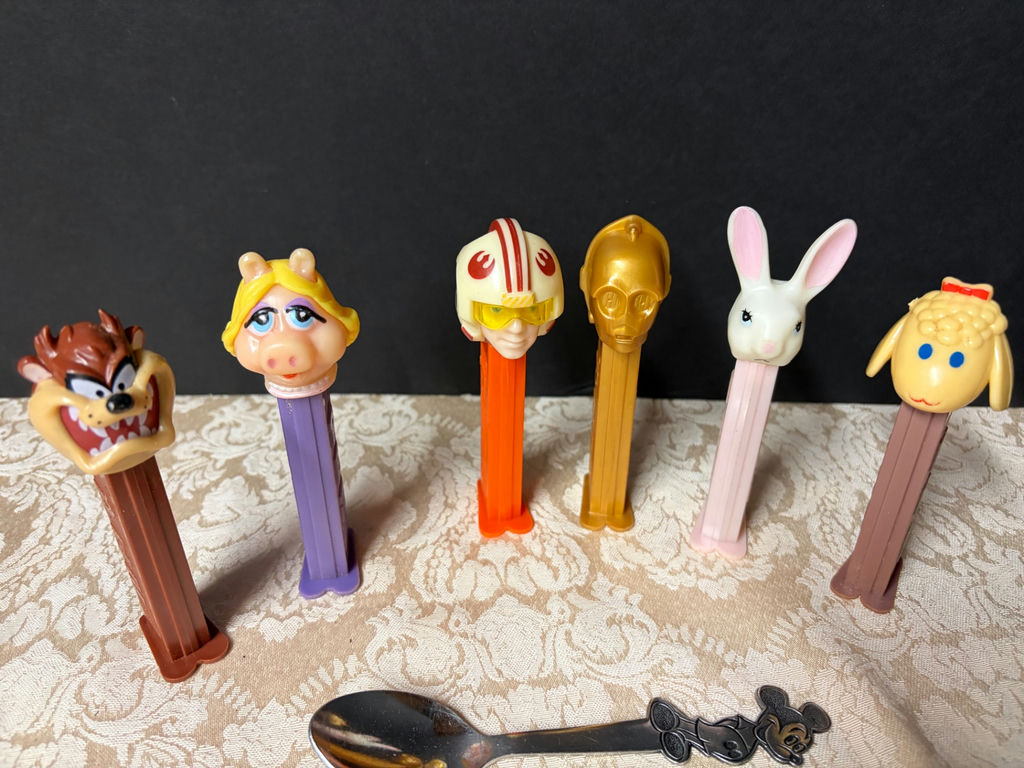 6 Vtg Pez Dispensers plus Child’s Dinnerware  - image 2 of 5