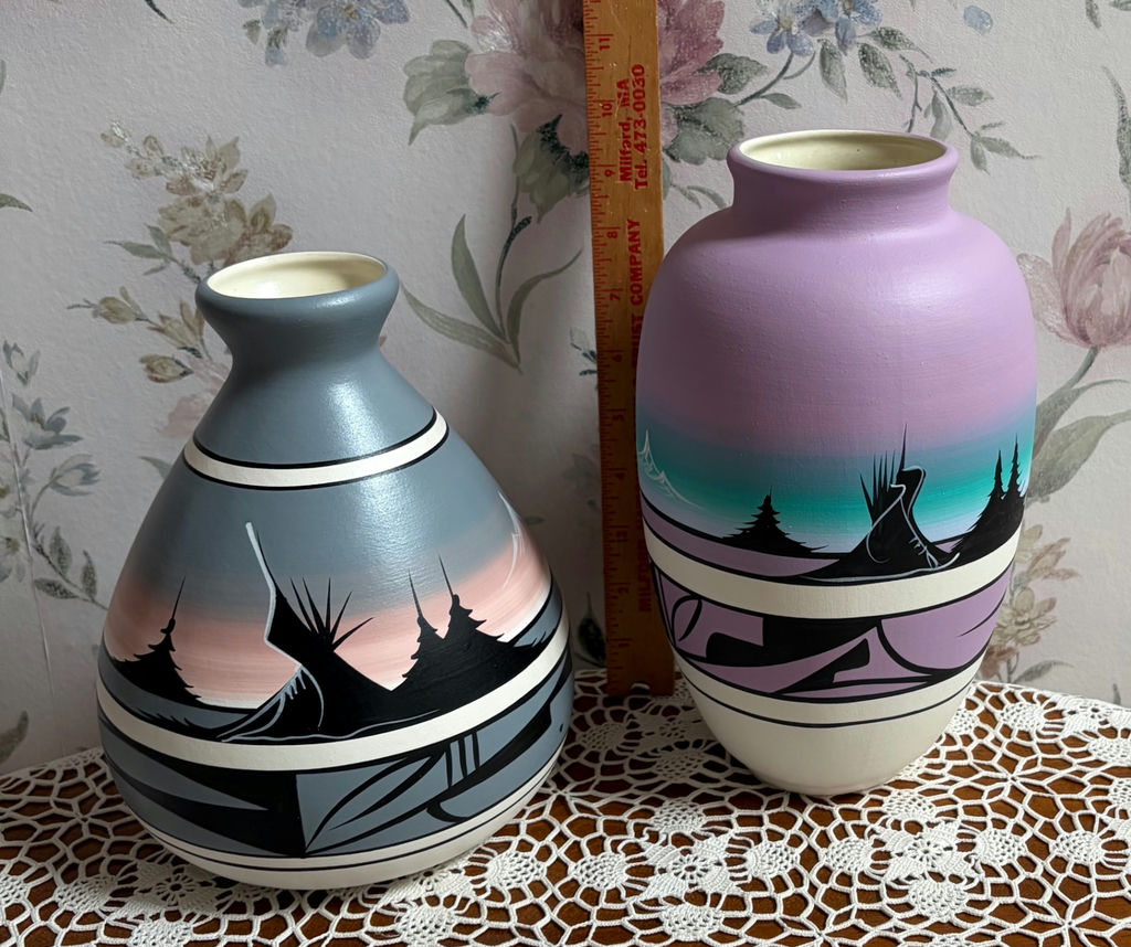 2 pcs Vintage Native American Cedar Mesa Signature Sunset Pottery - image 1 of 5