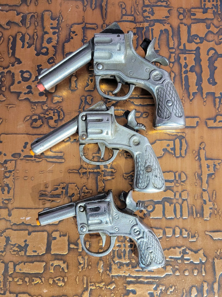Kenton Antique Cap Guns. Set #1 - image 4 of 5