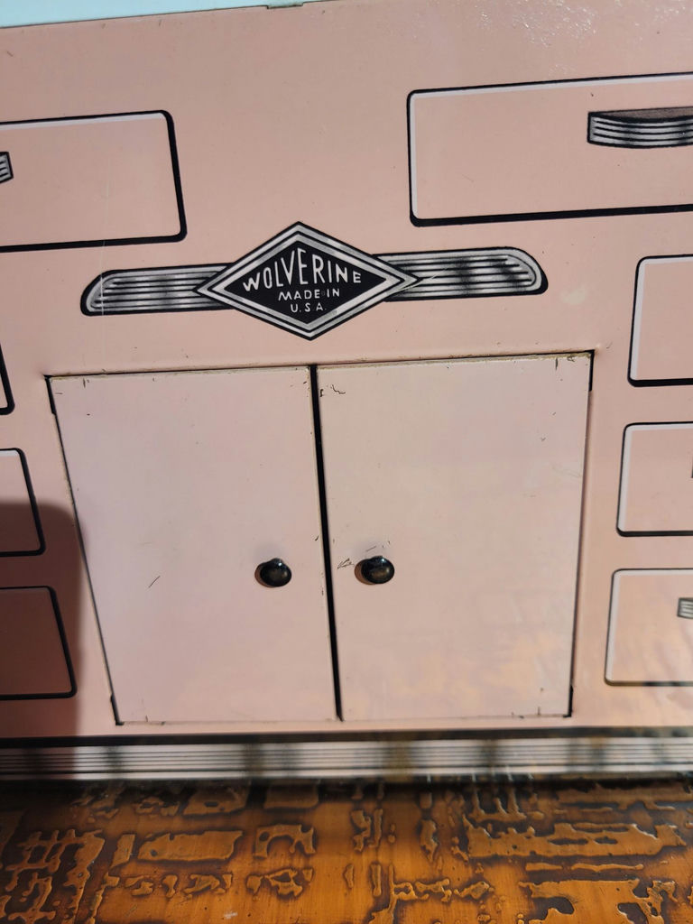Wolverine Large Tin Toy Doll Cabinet. - image 2 of 7