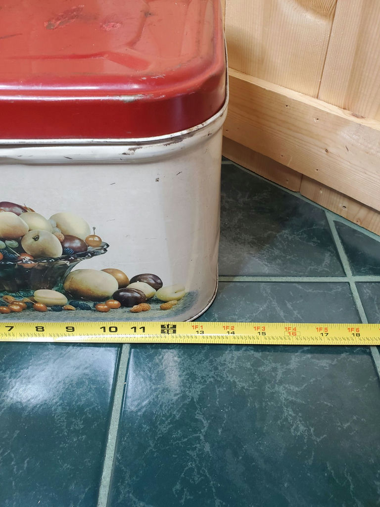 Vintage Bread Box. - image 6 of 7