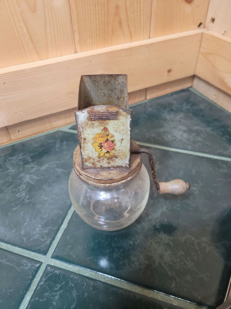 Vintage Kitchen Lot. - image 4 of 6