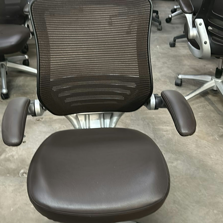 Collection of Mesh Back Office Chairs - image 5 of 6