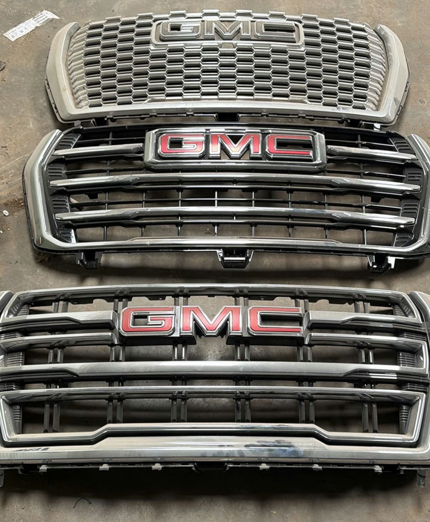 GMC Front Grilles - image 1 of 5