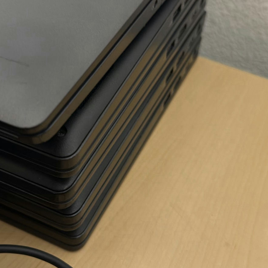 Dell Laptop Computers with Power Adapters - image 4 of 6