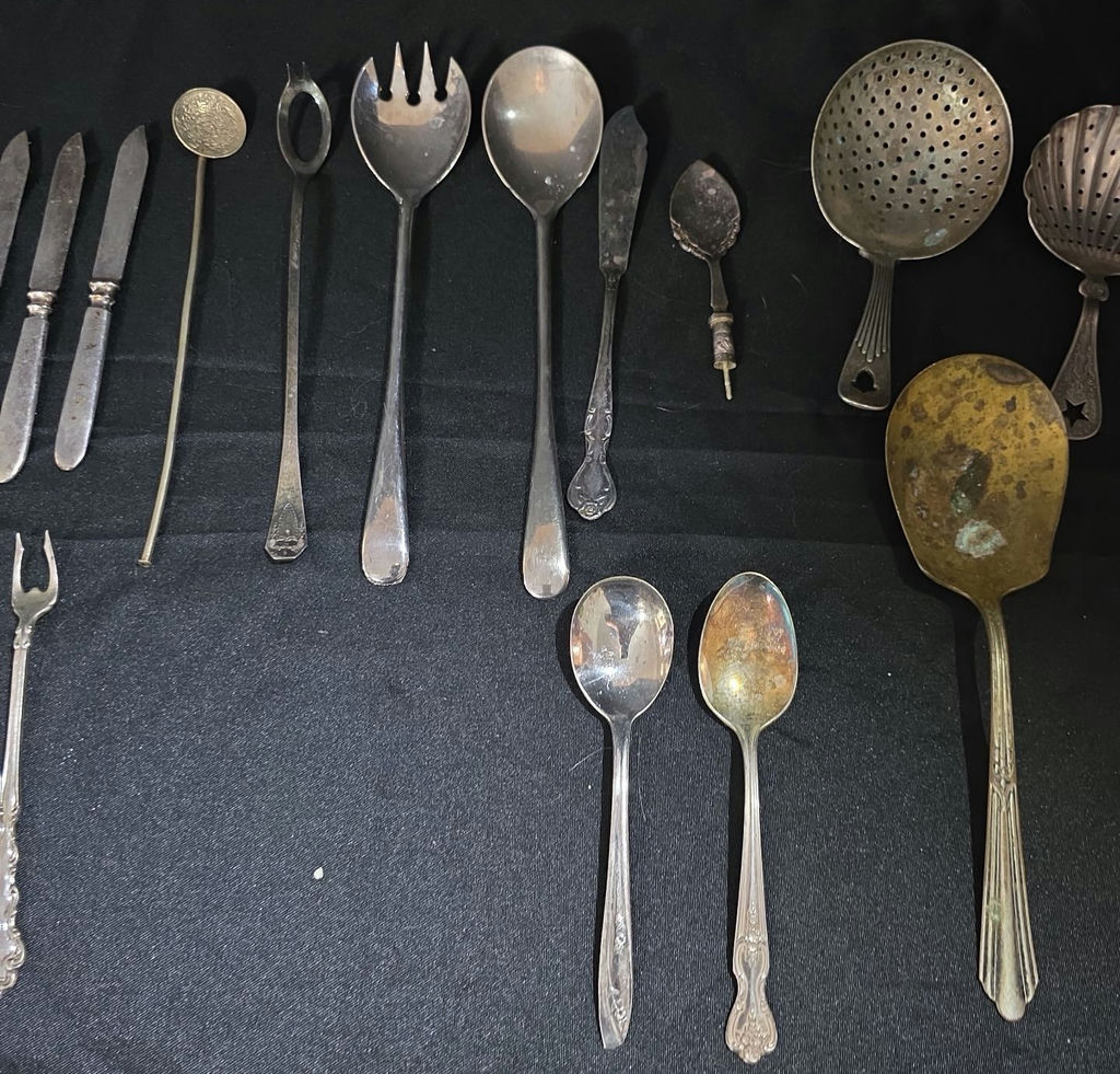 Assorted flatware and serving utensils - image 4 of 9