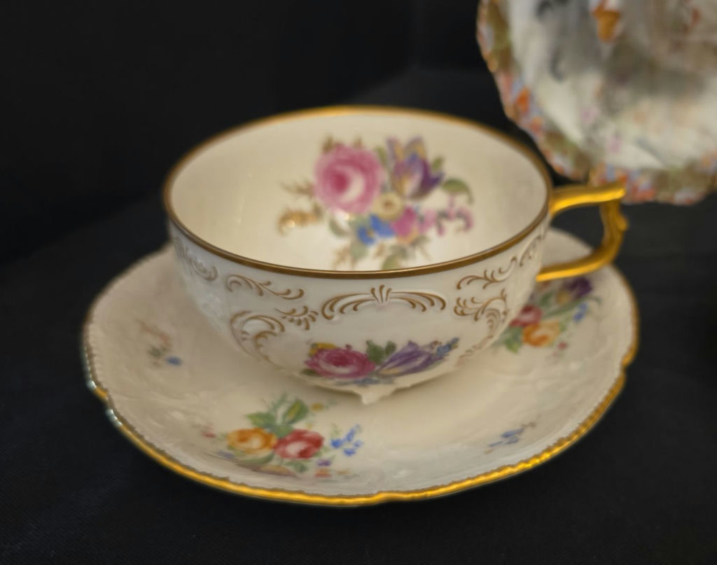 Assorted Ornate Teacups and Saucers - image 6 of 13