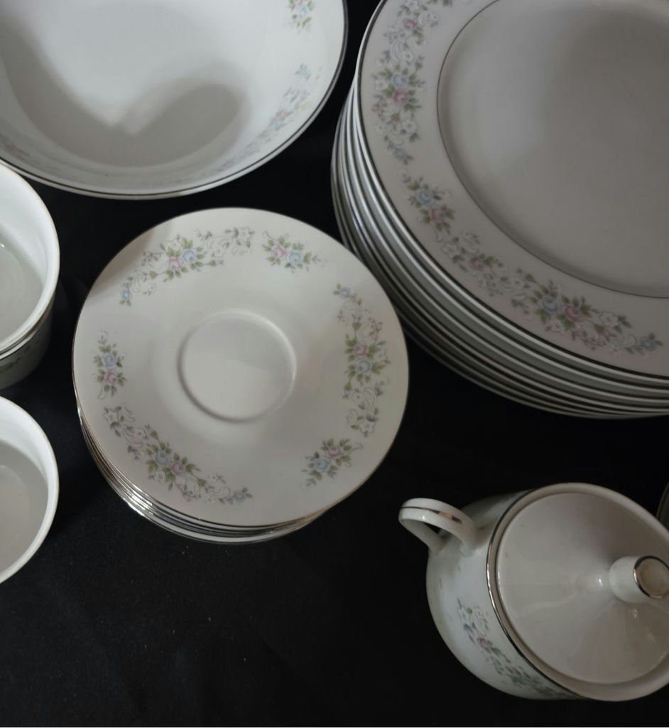 Floral Corsage china dinnerware set with plates, bowls, cups and serving pieces - image 4 of 6