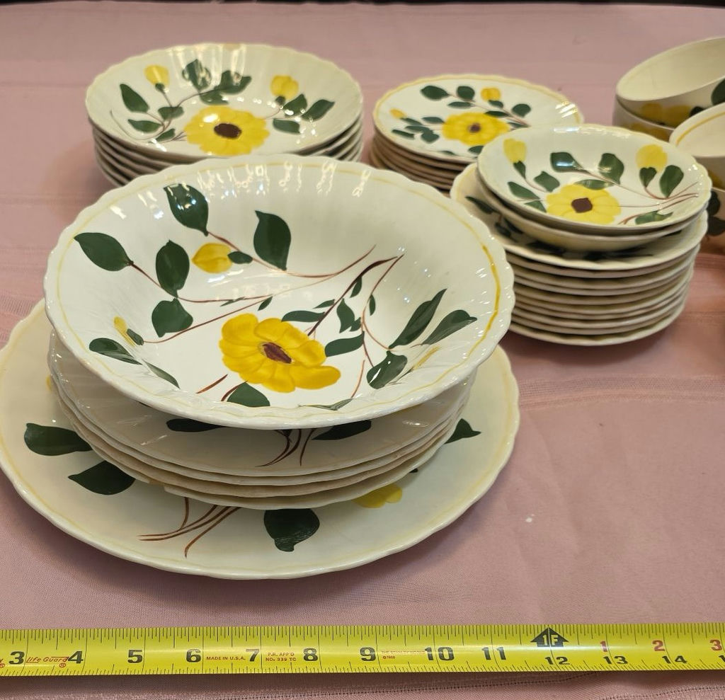 Sunflower Floral Ceramic Dinnerware Set - image 2 of 5