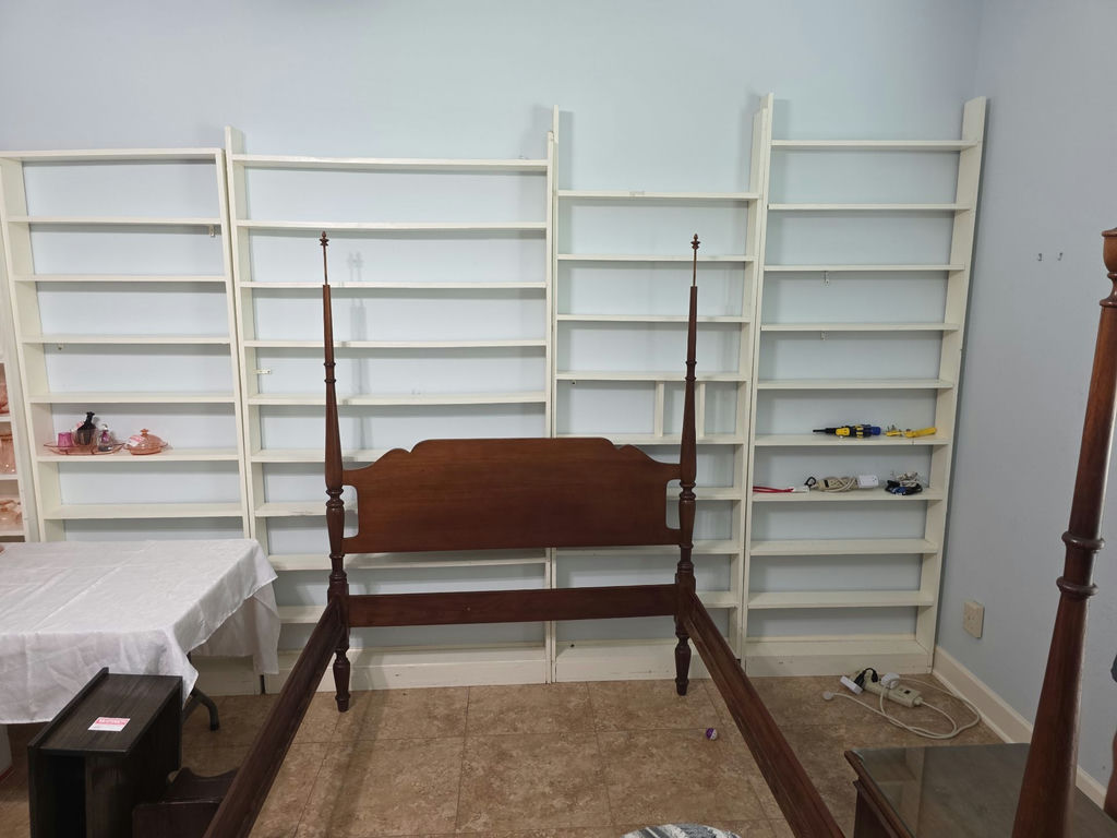 White wooden shelves x 4 - image 1 of 4