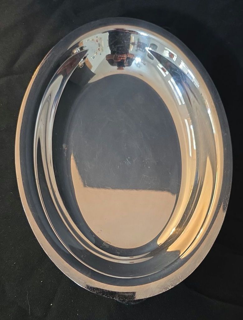 Silver-plated serving pieces: lidded dish, bowl, leaf plate, and oval platter - image 2 of 4